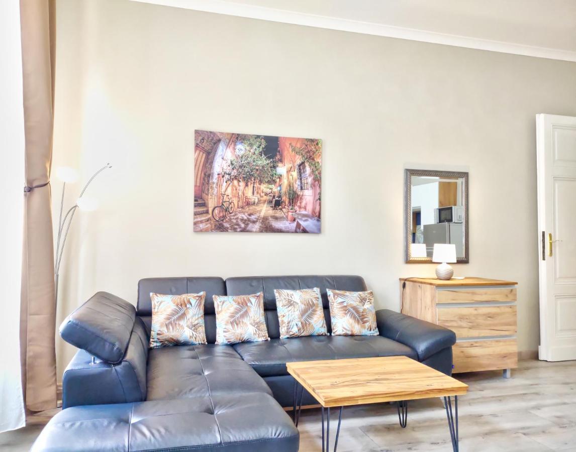Karlsbad Family Apartment エクステリア 写真